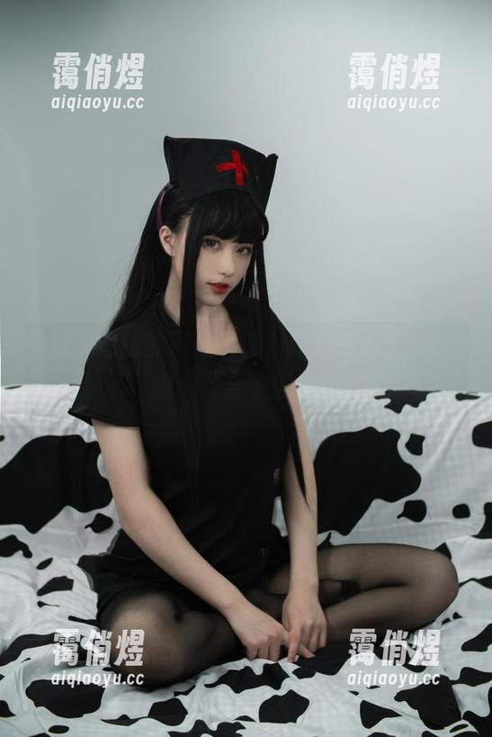 一张美图总能引爆灵感，起起子vvvv的御姐资源至今无敌！