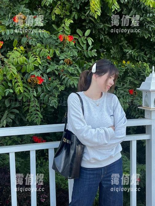 闪月半的狂欢：让梦梦兔陪你嗨翻全套写真