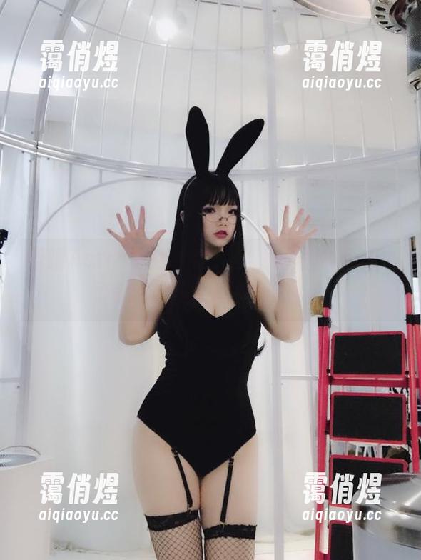 雪晴Astra白色担当：美图的恒心不改，图包说“我才是真帅的！”