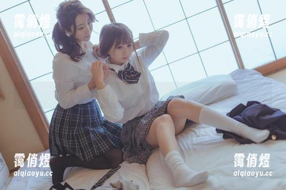 黑川的制服写真，比风还轻，图包来得再猛点。
